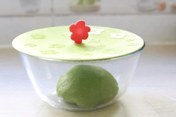 菠菜香肠小面包的做法图解6