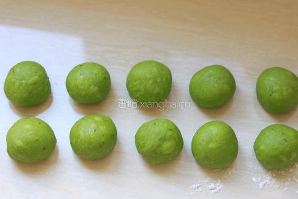 菠菜香肠小面包的做法图解8