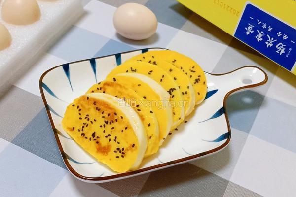 鸡蛋煎馒头片的做法图解1