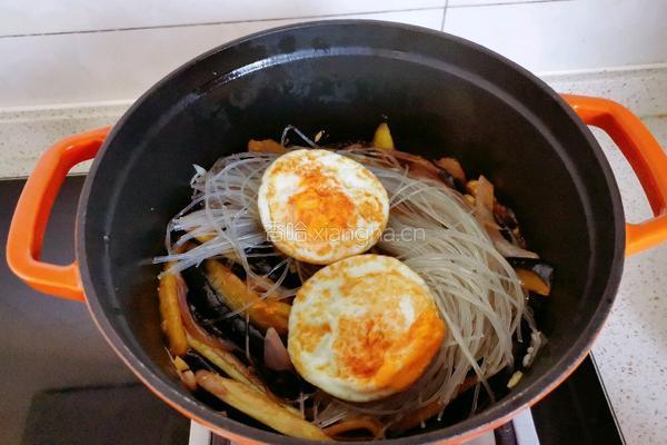 鸡蛋茄子粉丝煲的做法图解14
