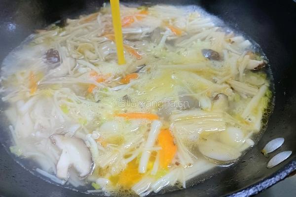 菌菇蛋花汤的做法图解6