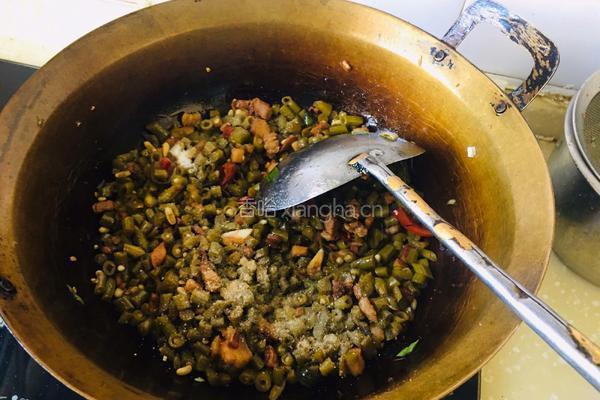 酸豆角炒肉丁的做法图解7