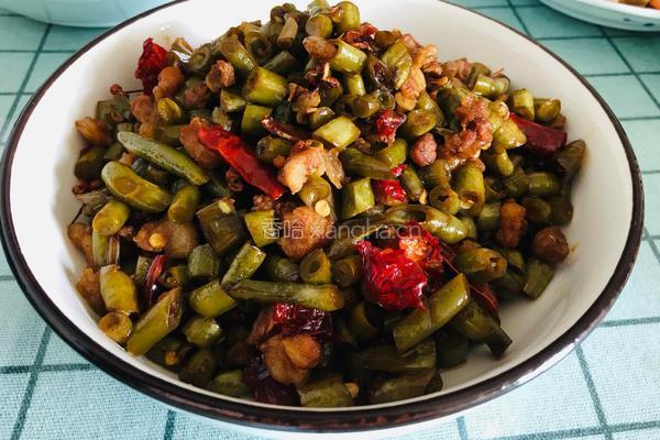 酸豆角炒肉丁的做法图解8