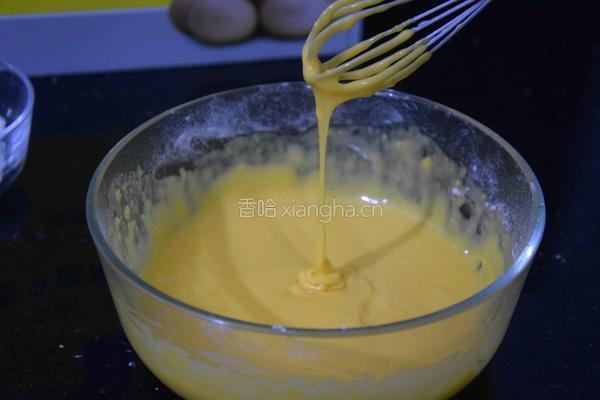 戚风蛋糕的做法图解6