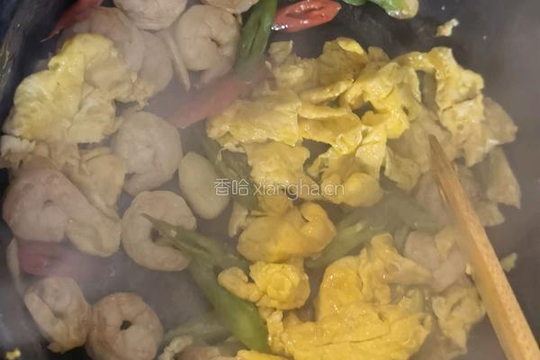 青椒滑蛋虾仁的做法图解6