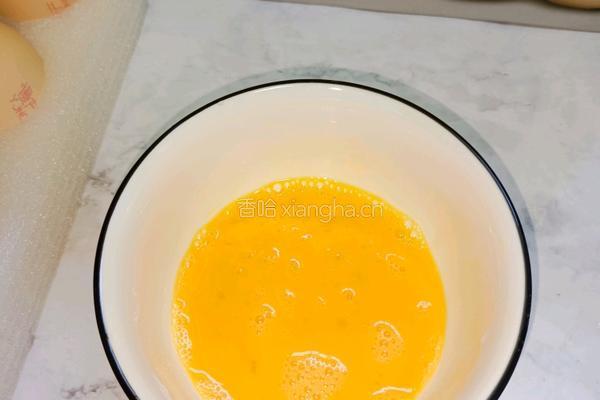 鸡蛋火腿炒河粉的做法图解2
