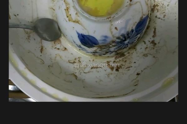 家庭版花膠滴雞精的做法图解3