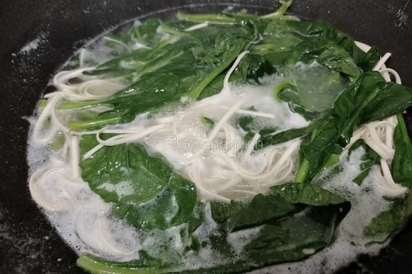 酸汤鸡蛋面的做法图解8
