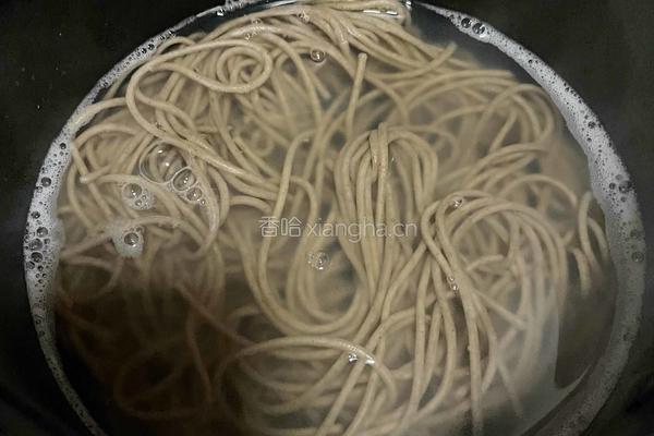 三文鱼轻食面的做法图解4
