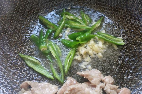 笋干炒肉片的做法图解5