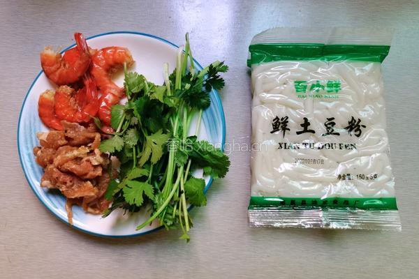 鲜味土豆粉的做法图解1