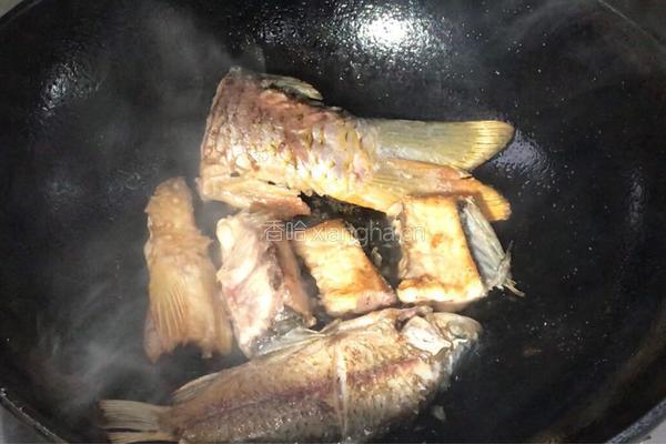 鱼骨汤面的做法图解4
