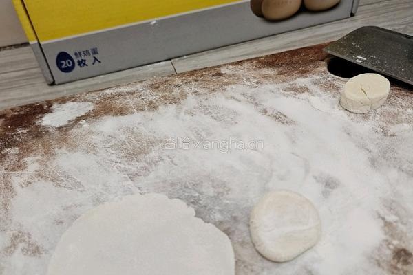 韭菜鸡蛋饺子的做法图解16