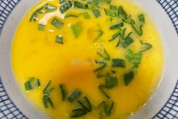 鸡蛋炒洋葱的做法图解3