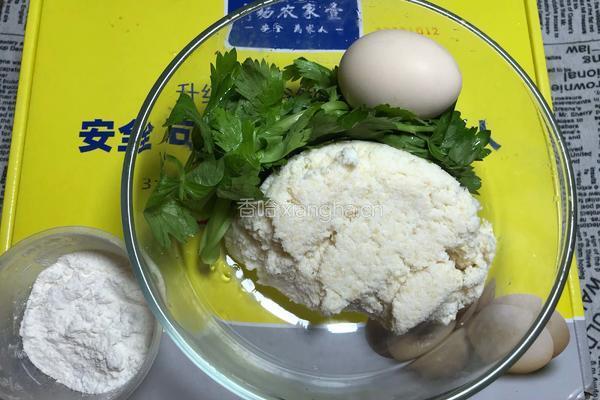 鸡蛋豆渣饼的做法图解1