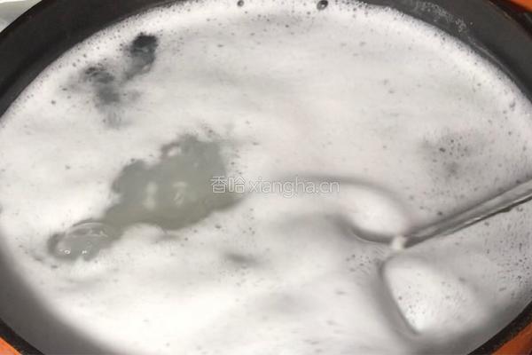 芹菜莲藕瘦肉粥的做法图解3