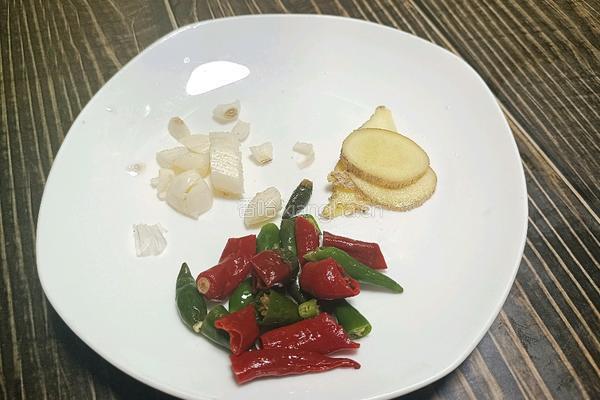 干锅藕片的做法图解3