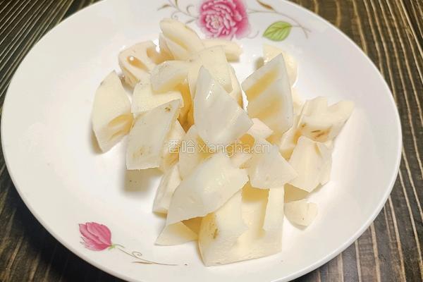 鸡蛋炖豆腐的做法图解3