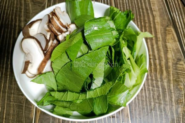 青菜鸡蛋汤面的做法图解2