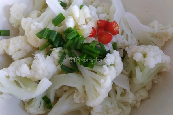 凉拌花菜的做法图解3