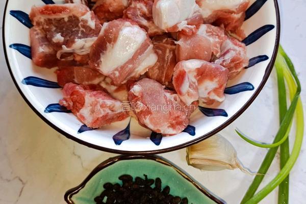 豆鼓蒸排骨的做法图解1