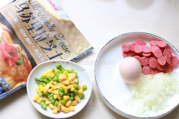 手抓饼鸡蛋披萨的做法图解1