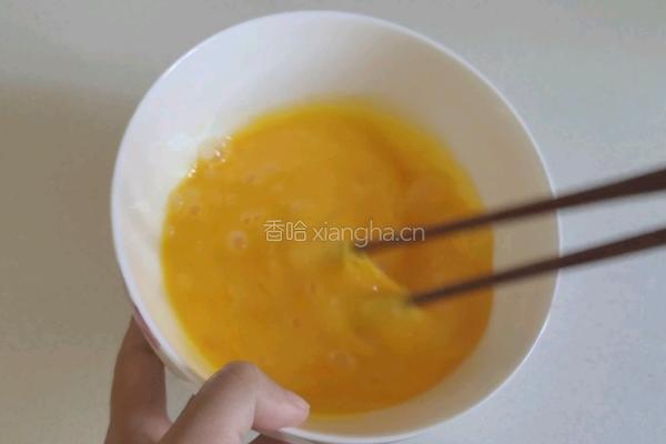 鱼香鸡蛋的做法图解1