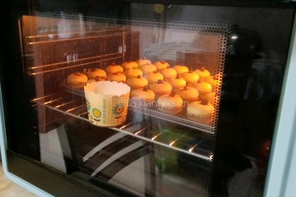 葡萄干小蛋糕的做法图解20