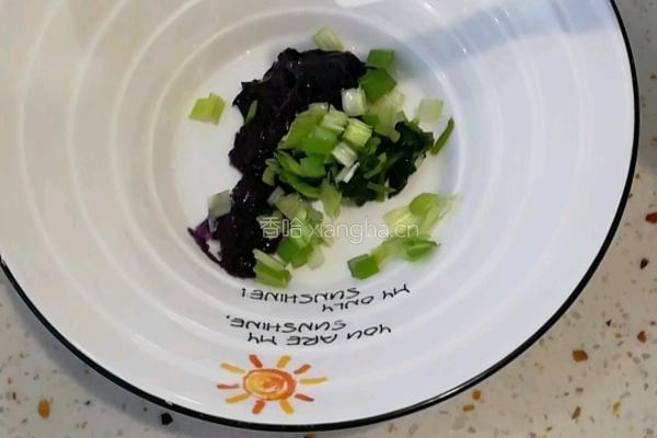 紫菜蛋花汤的做法图解4