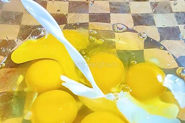 菠菜蒸蛋的做法图解3