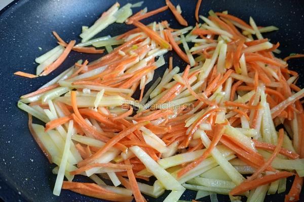 蔬菜卷饼的做法图解10