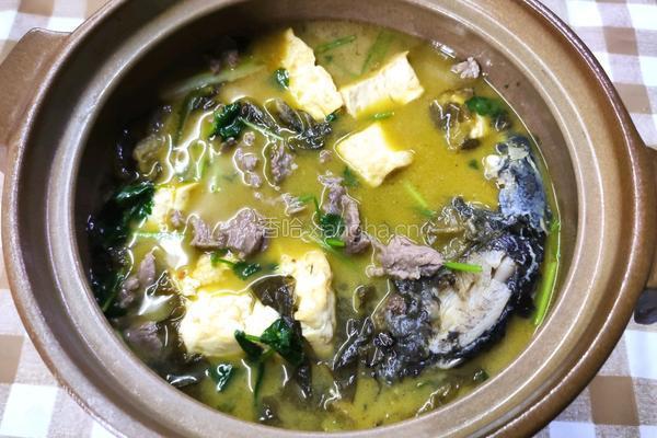 一上桌食欲大开~酸汤鲫鱼滑牛肉的做法图解8