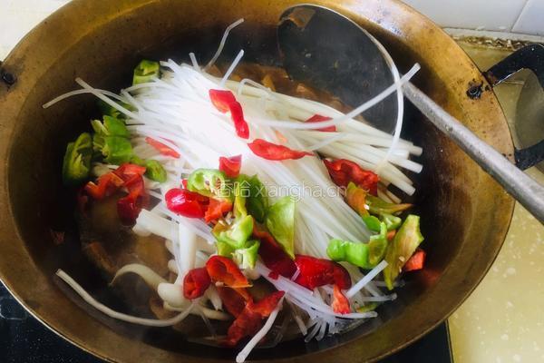 鸡肉土豆炖粉条的做法图解9