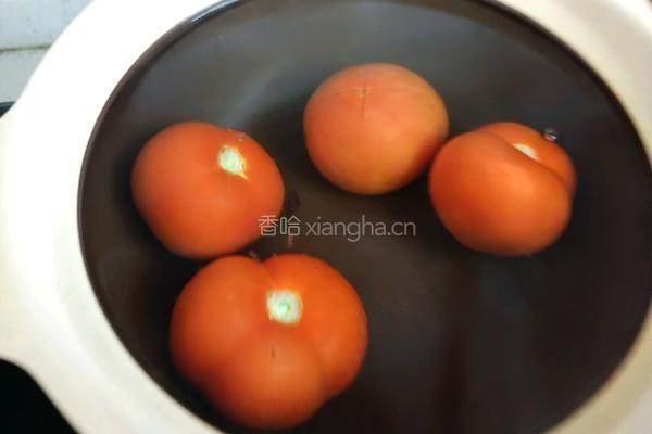 番茄金针菇蛋花汤的做法图解2
