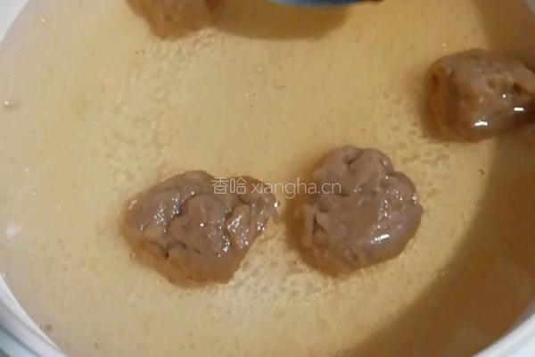 肉丸鸡蛋手擀面的做法图解4