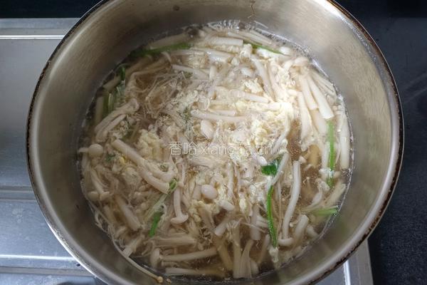 刷脂菌菇芙蓉蛋汤的做法图解10
