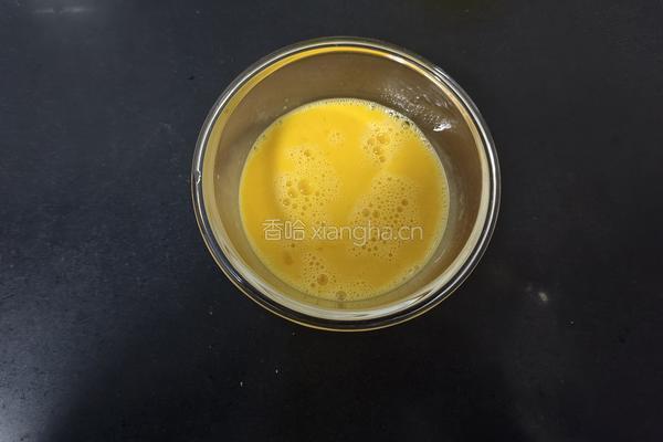 双菇滑蛋的做法图解3