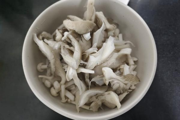 双菇滑蛋的做法图解6