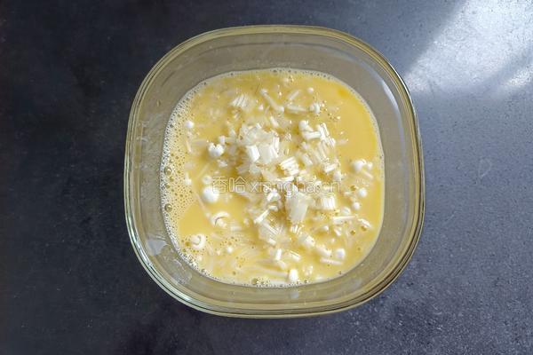 无粉的金针菇鸡蛋饼的做法图解5
