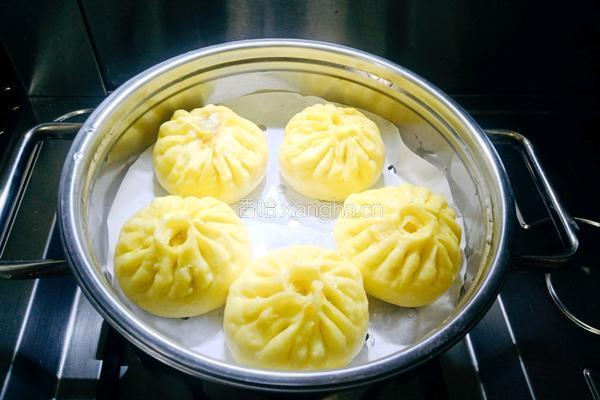 荠菜肉馅南瓜包子的做法图解6