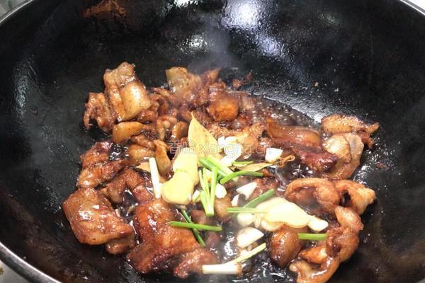 菜梗萝卜炖土豆的做法图解8