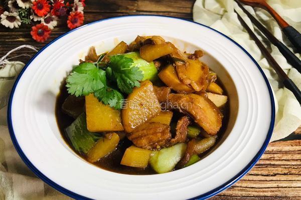 菜梗萝卜炖土豆的做法图解15