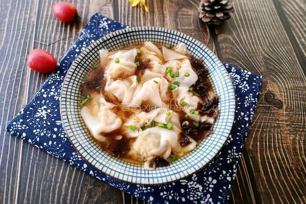 香菇鲜肉馄饨的做法图解12
