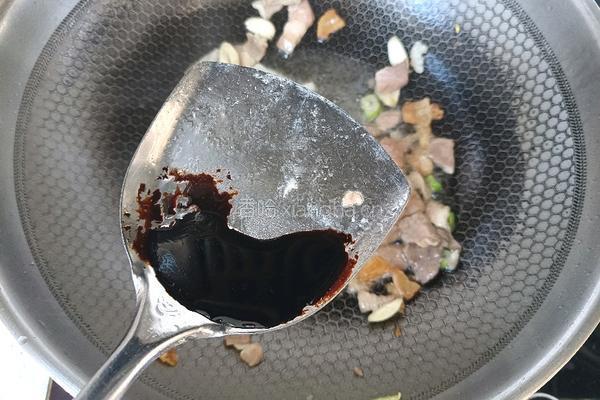 土豆炖豆角焖面的做法图解7