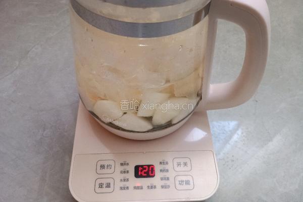 马蹄雪梨银耳汤的做法图解6
