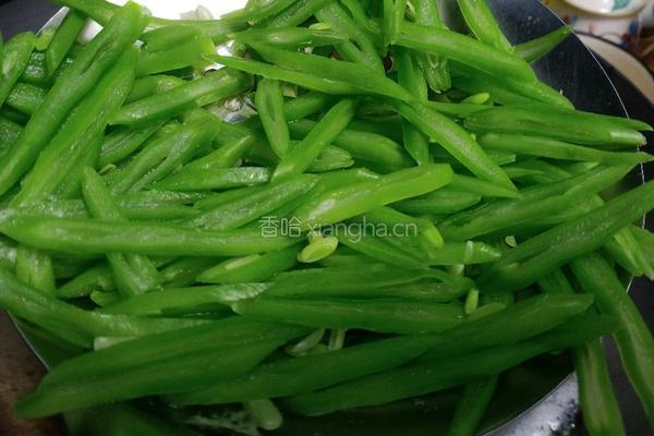 清炒扁豆角丝的做法图解5