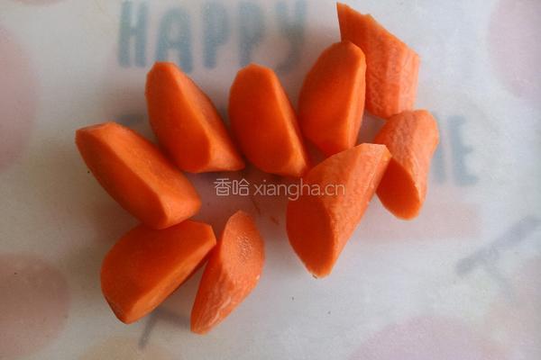 马蹄玉米鸡腿汤的做法图解5