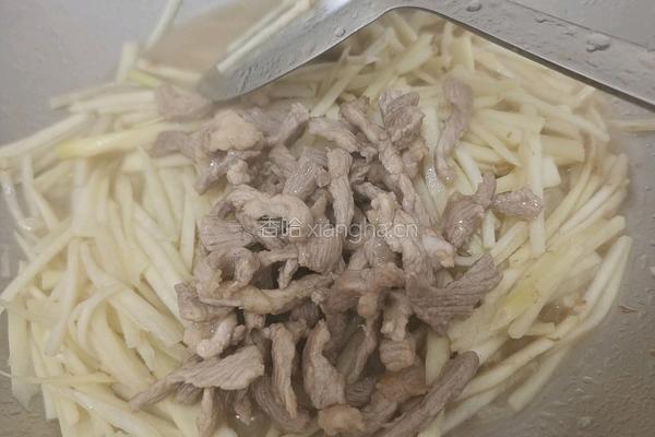 茭白炒肉的做法图解11