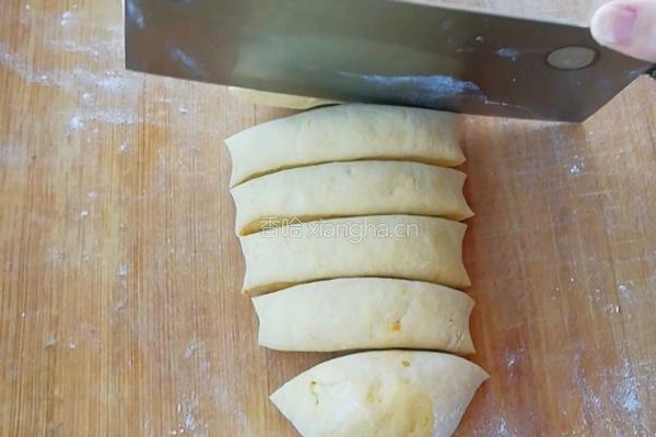 南瓜豆沙饼的做法图解9