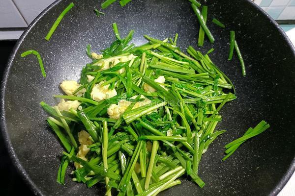 韭菜炒鸡蛋的做法图解9